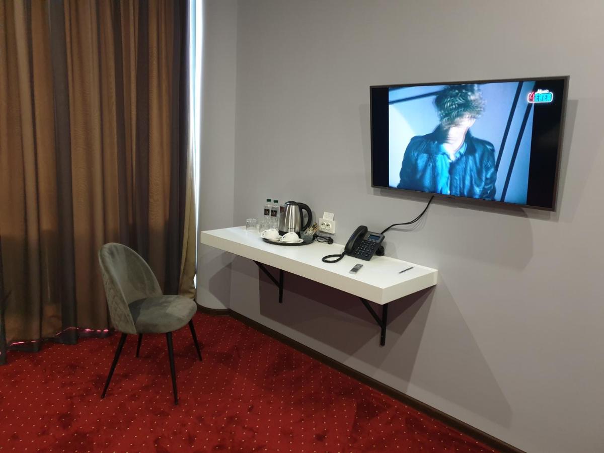 אירפין Lex Trend Hotel מראה חיצוני תמונה