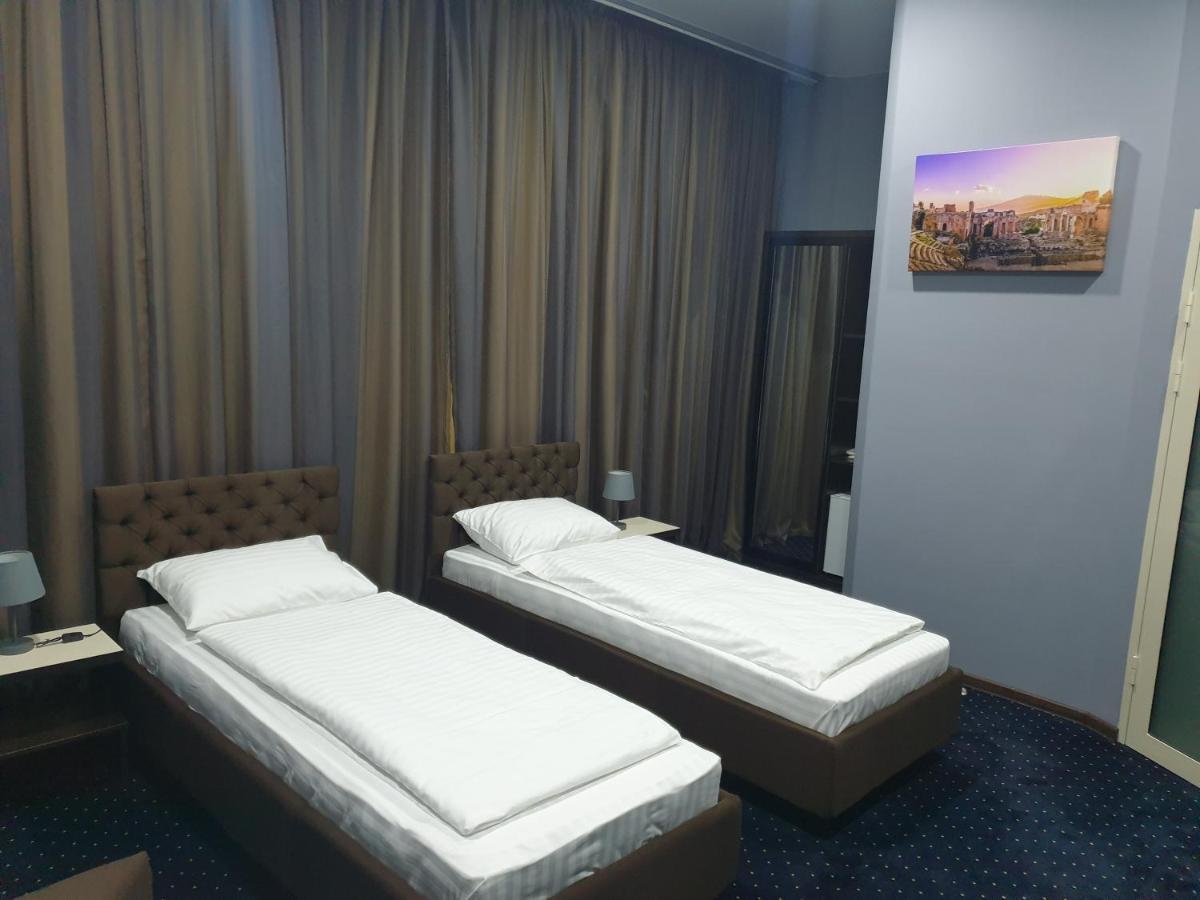 אירפין Lex Trend Hotel מראה חיצוני תמונה