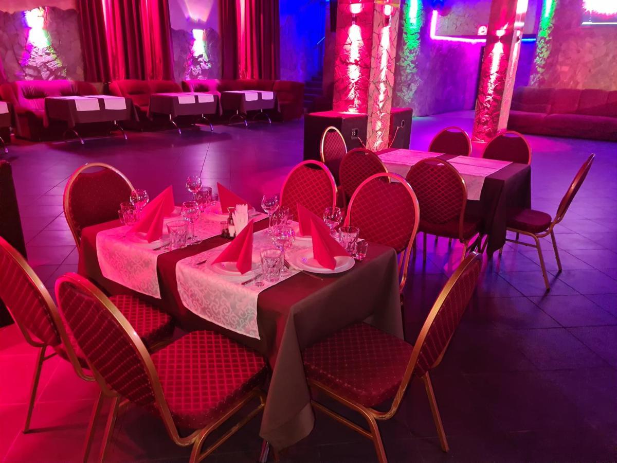 אירפין Lex Trend Hotel מראה חיצוני תמונה