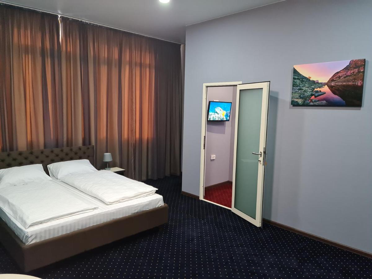 אירפין Lex Trend Hotel מראה חיצוני תמונה