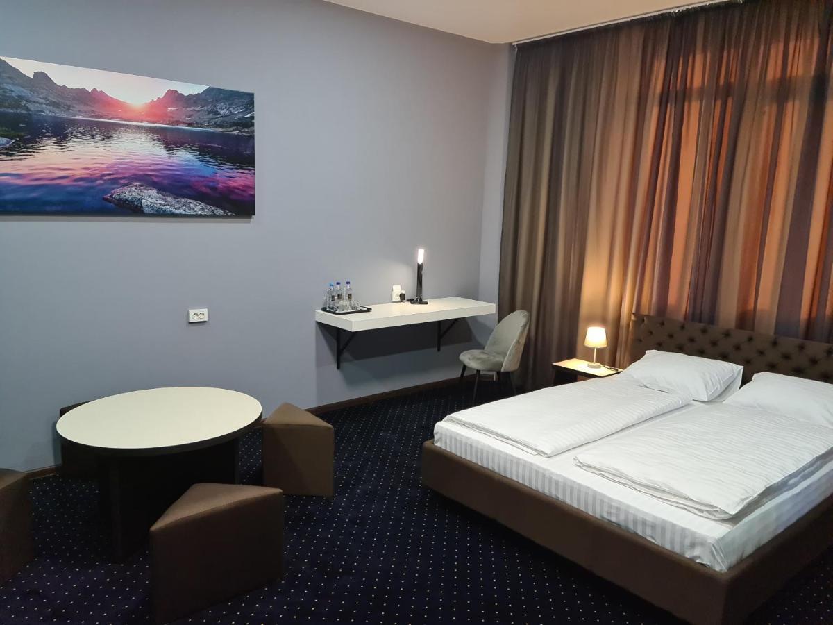 אירפין Lex Trend Hotel מראה חיצוני תמונה