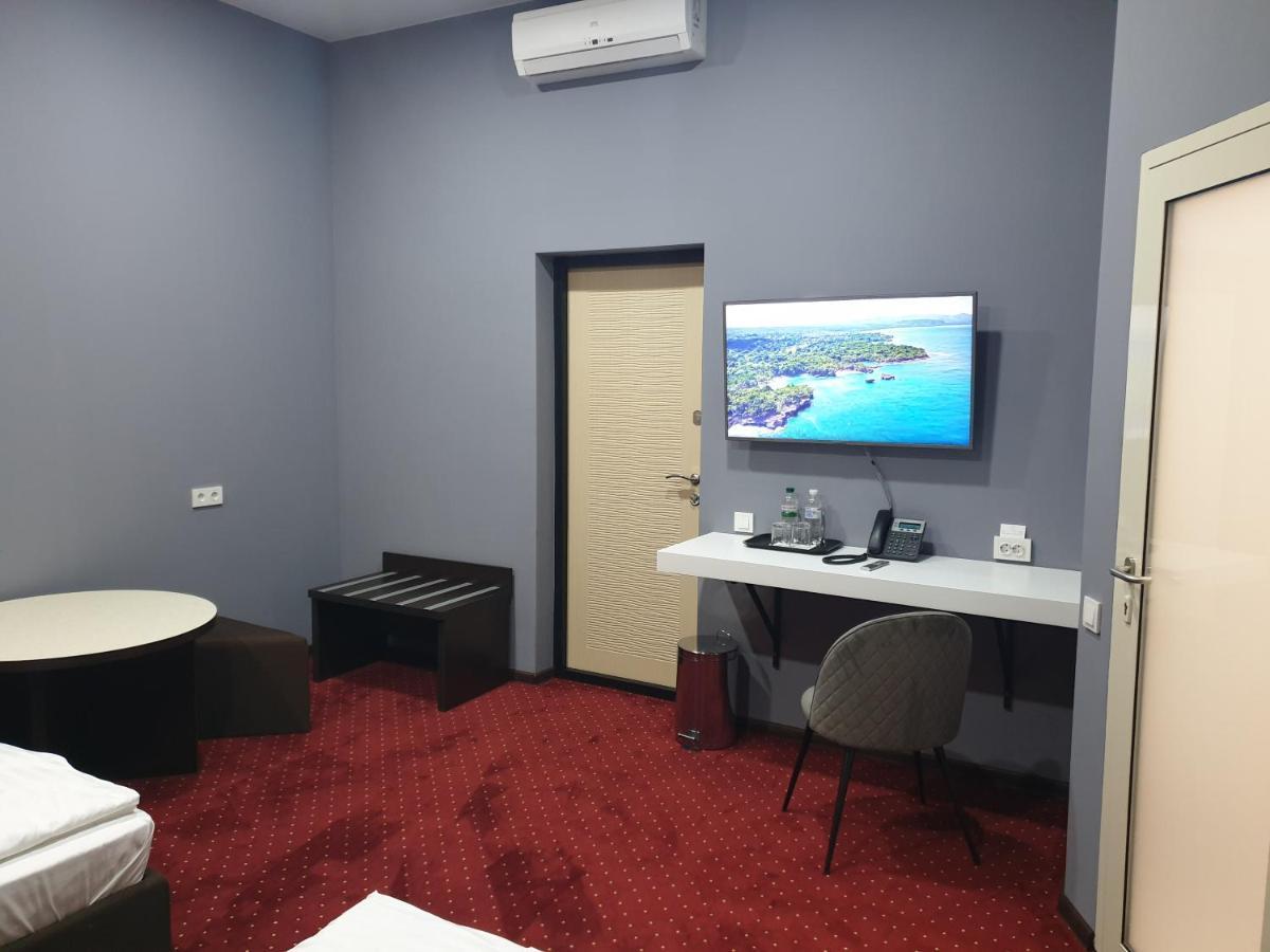 אירפין Lex Trend Hotel מראה חיצוני תמונה