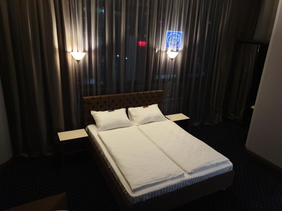 אירפין Lex Trend Hotel מראה חיצוני תמונה