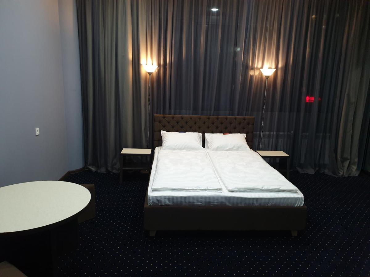אירפין Lex Trend Hotel מראה חיצוני תמונה